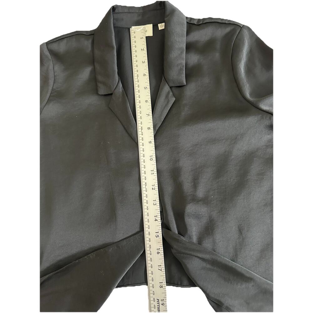 Aritzia Wilfred Tie-Front Blouse Womens Small Black Cupro Satin Long Sleeve Crop - Picture 7 of 9